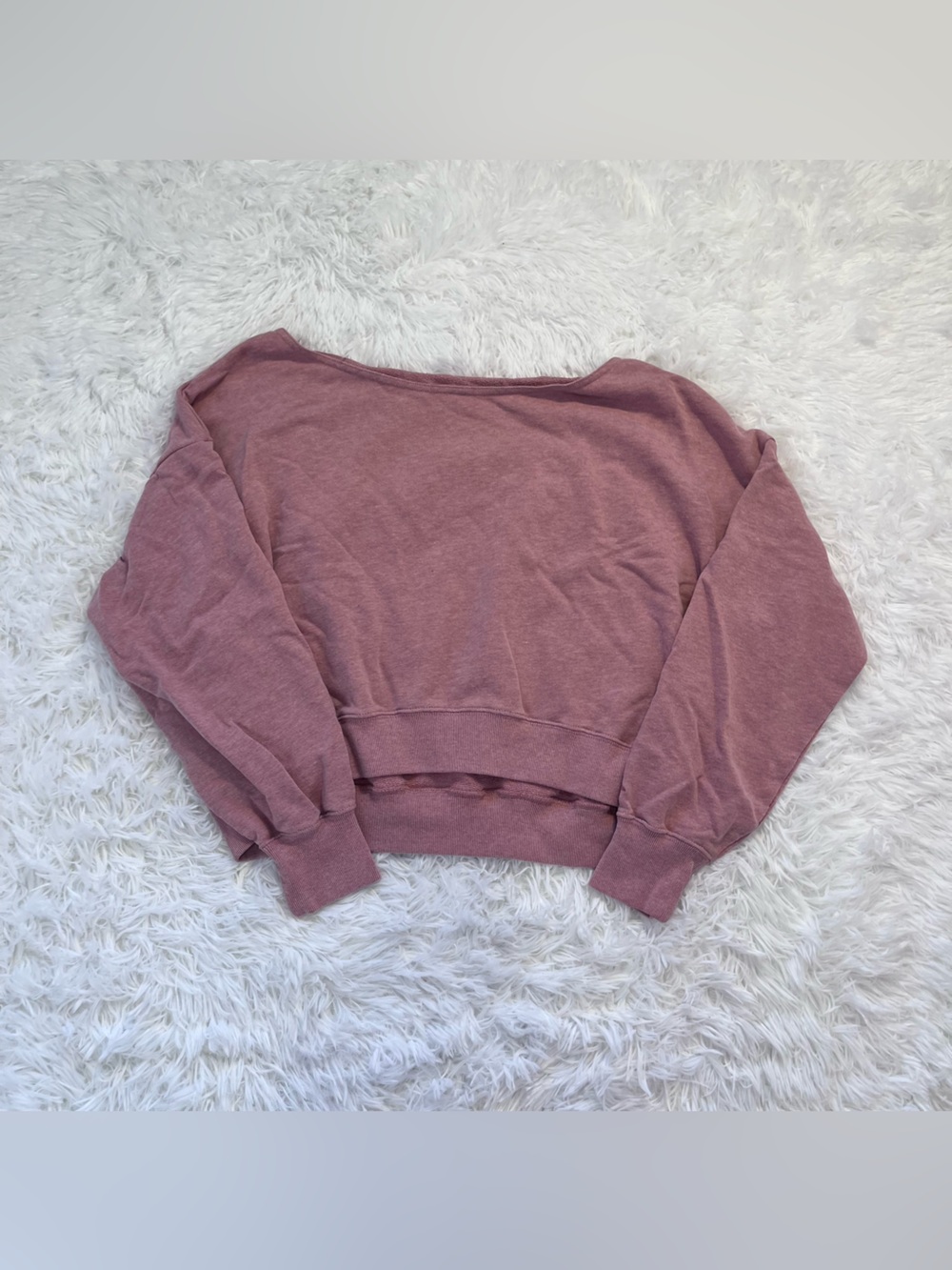 hollister dusty pink off shoulder sweatshirt medium